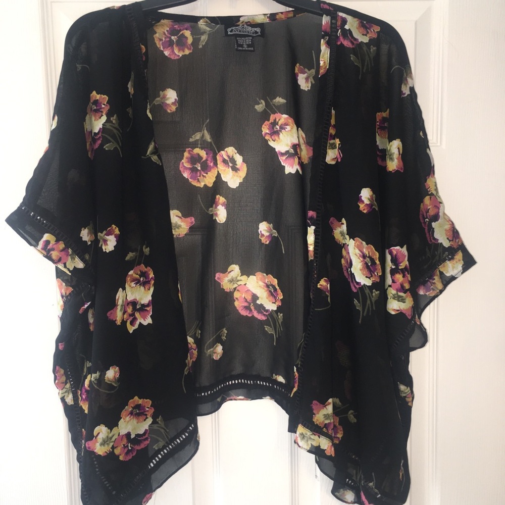 Angie Short Sleeve open layering Top.